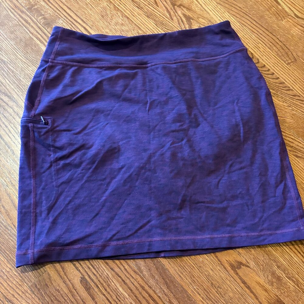 Women's Duluth Trading Company skort